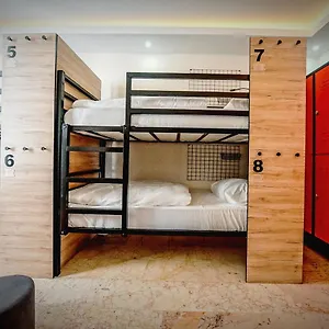 Manu Startup House Hostel