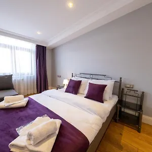 The Luxury Frame Suites Estambul