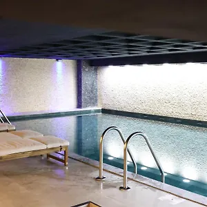 Cip & - Bakirkoey Center Hotel